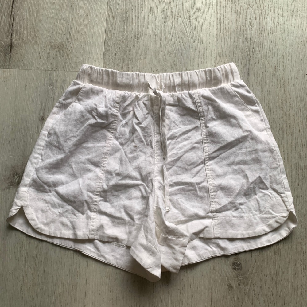 Universal Thread Womens White Linen Blend Drawstring Dolphin Shorts XS VN1973122